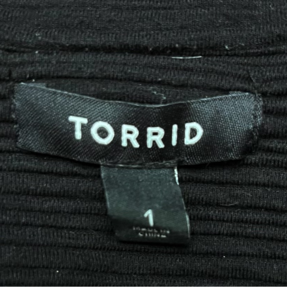 Torrid Blazer (1) - Picture 5 of 6